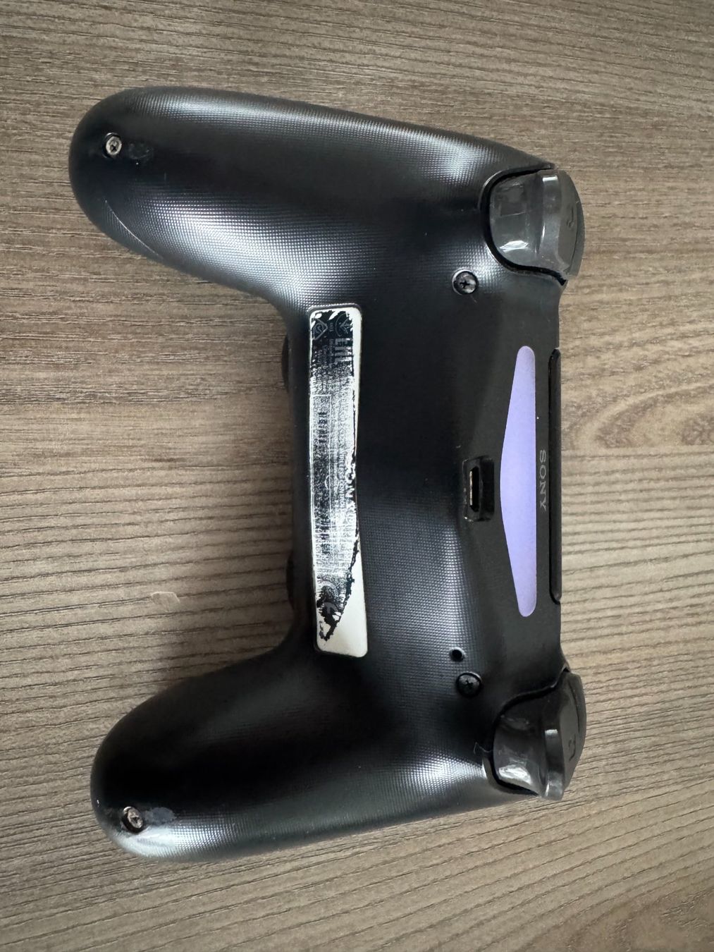 Controller: PS4 DualShock 4 Controller – Usato da Nottwil venduto da dan_8wvp 2