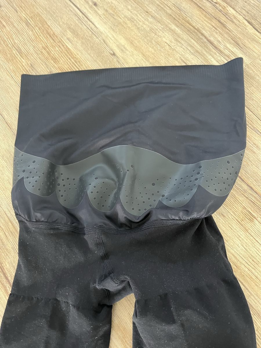 Sigvaris Calze & Collant: Kompressionsstrumpfhose Schwangerschaft S Plus Normal black – Nuovo e nell'imballaggio originale da Altstätten SG venduto da tan_lzx2 5