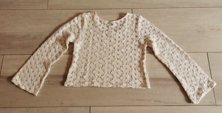 Pulls & Sweat-shirts: Spitzenpullover kurz – Neuf (Voir description) à Dänikon ZH par Beldiwuffi 3