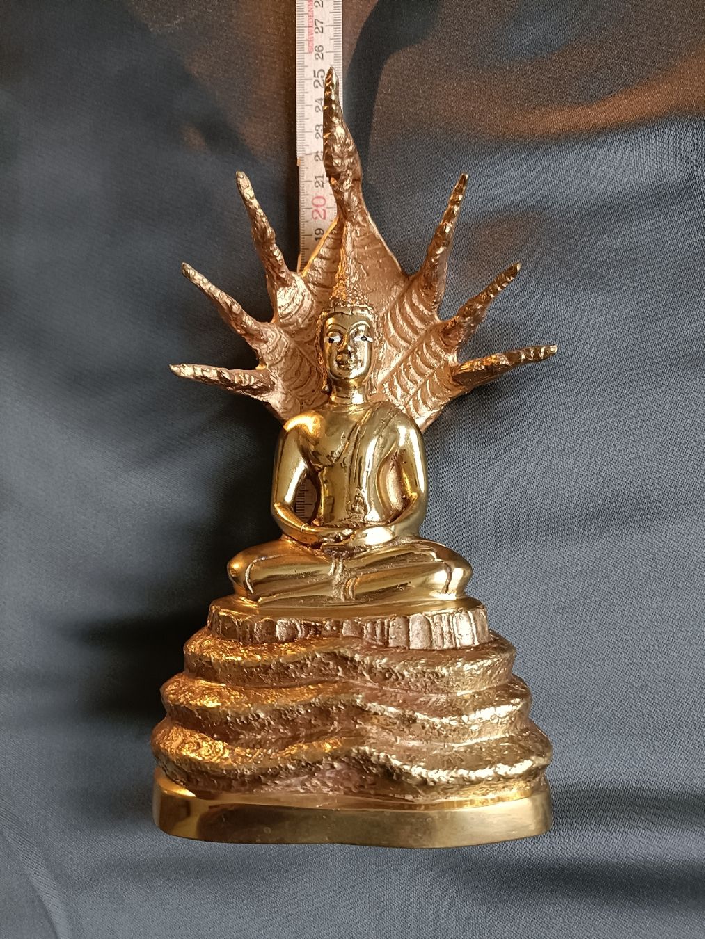 Figuren: 7 Goldene Buddha Figuren Thai – Gebraucht aus luzern von Kurtibusbus 4