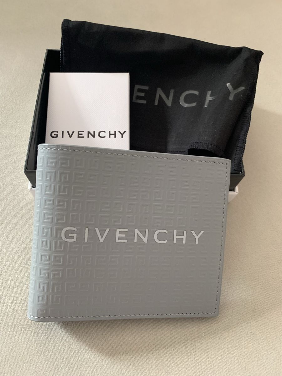 Givenchy Portafogli: Givenchy Geldbörse – Nuovo (secondo la descrizione) da Bergdietikon venduto da zor_856j 4