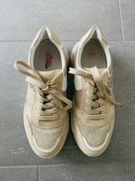 Komfortable Schuhe Grösse 37 Memory Foam FAST NEU!