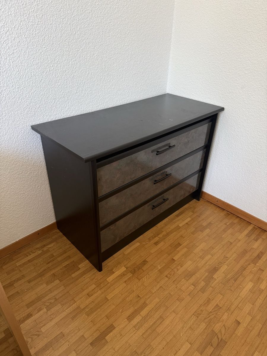 Kommoden: Commode en bois – Gebraucht aus Lausanne von noenoe49