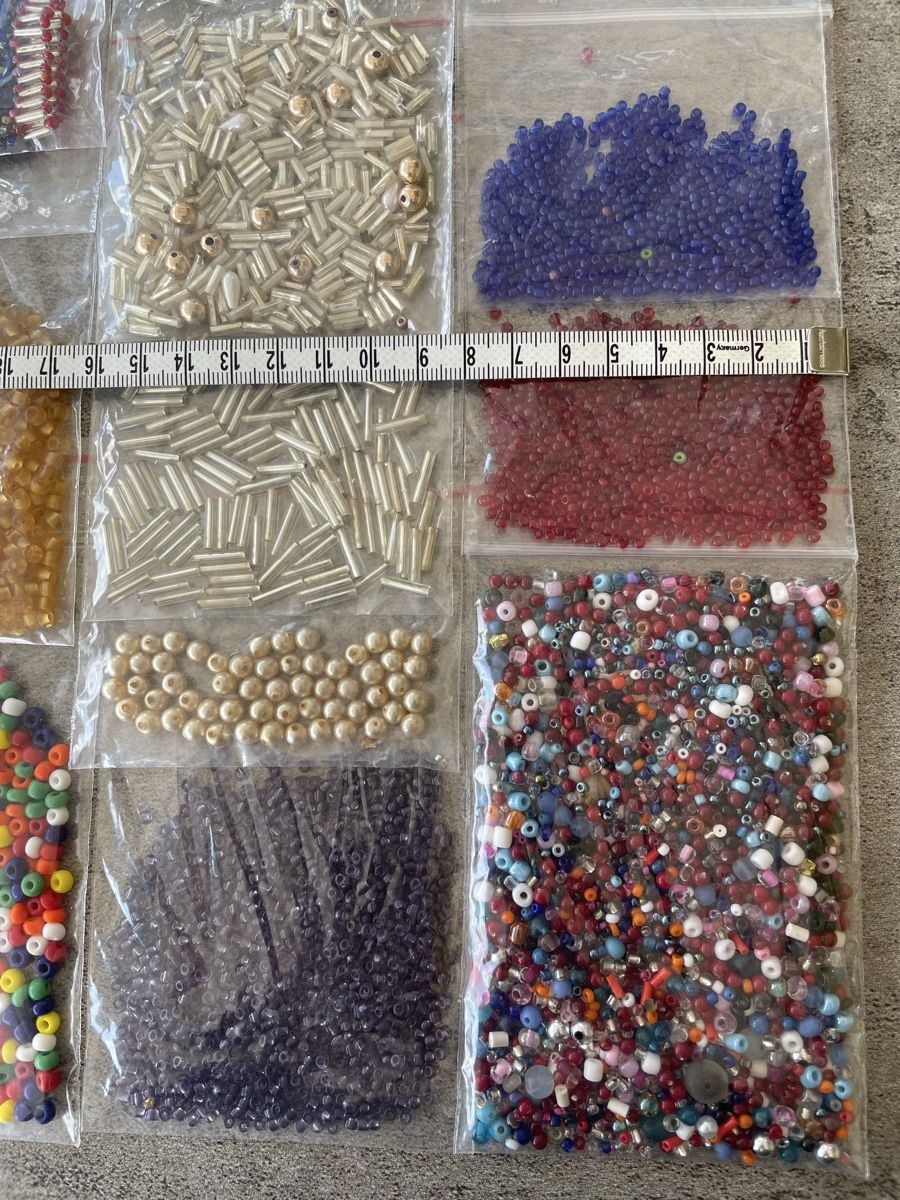 Perle (finte): mini perlen zum basteln – Usato da Rümlang venduto da baselsale1 2