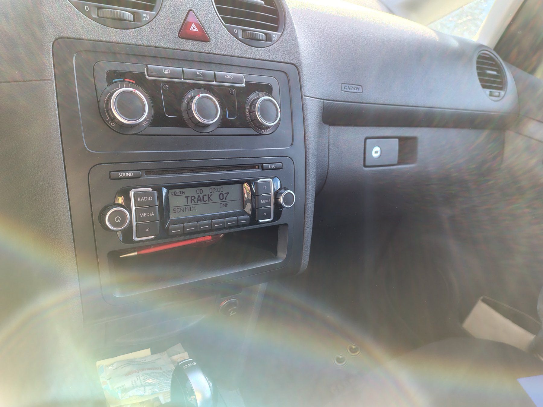 VW Véhicules utilitaires: VW Caddy DSG TDI – D'occasion à Waldenburg par Moodoo 7