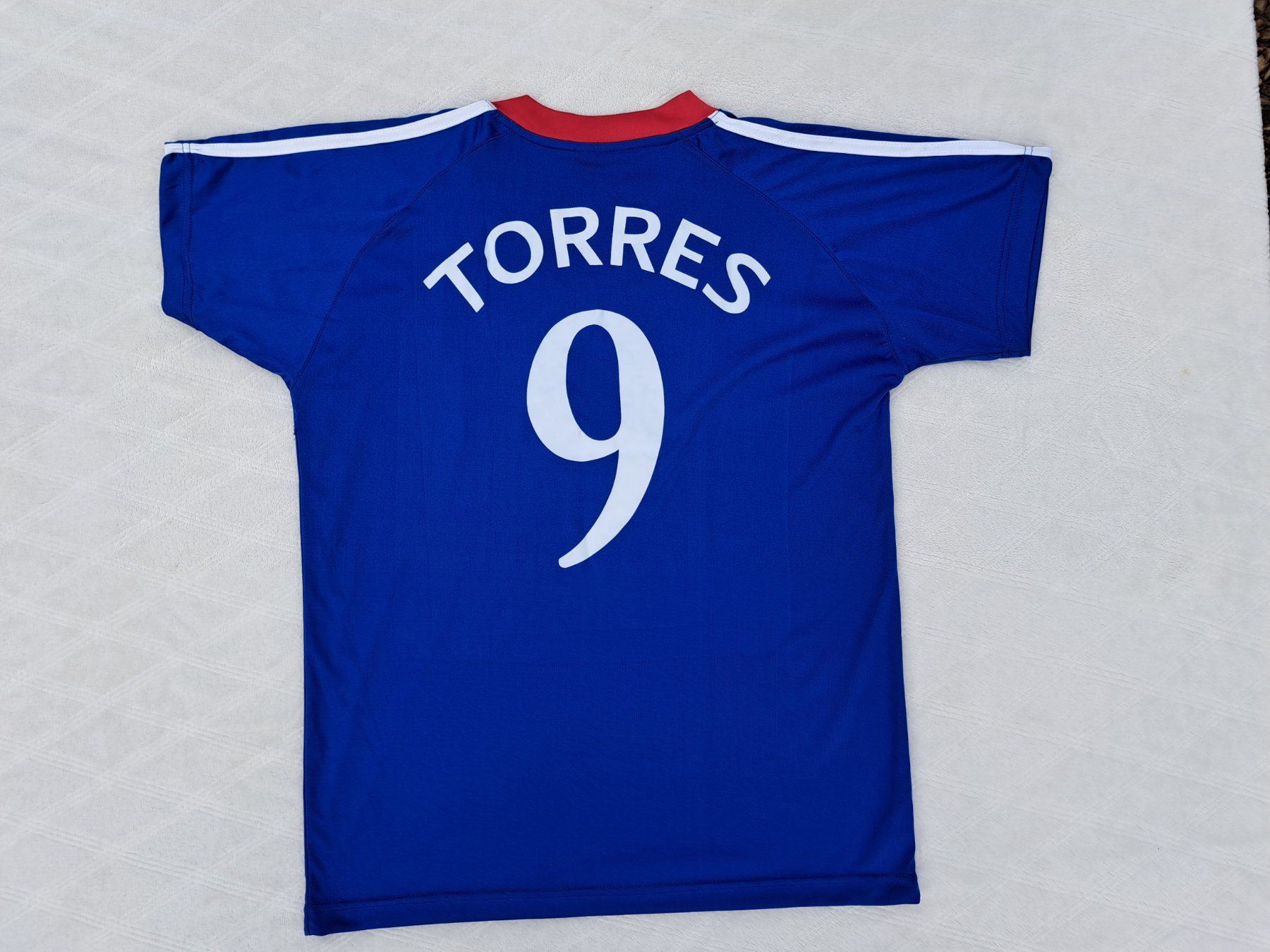 Scarpe, pantaloni & magliette da ginnastica: Fussball Trikot Torres 9 Gr. 176 – Nuovo (secondo la descrizione) da Gysenstein venduto da joshuas81 2