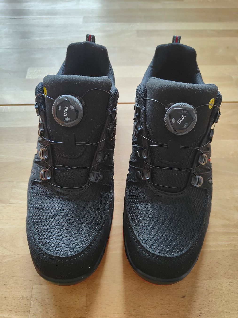Elten Scarpe da uomo: Sicherheitschuhe Elten, Gr 41, mit BOA System – Usato da Oberurnen venduto da Soola