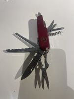 F 728 ) Taschenmesser mit Schere und 2 Säge ect.