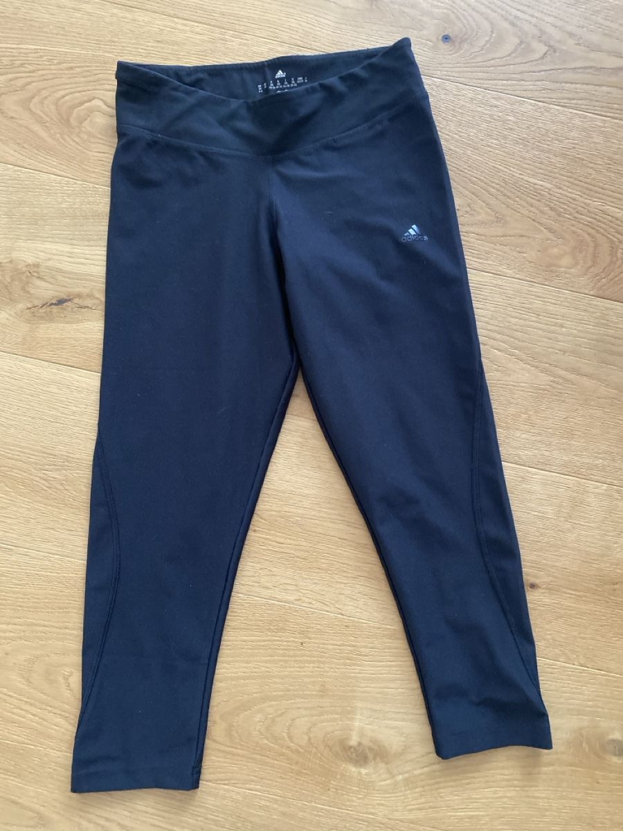 Adidas Leggings: Adidas Thigts XS – Gebraucht aus Rutschwil von Bema1