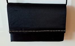 Elégante pochette noir