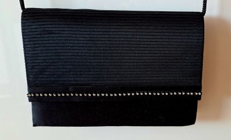 Elégante pochette noir