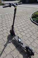 Xiaomi E-Scooter mit Licht, Blinker und Ladegerät