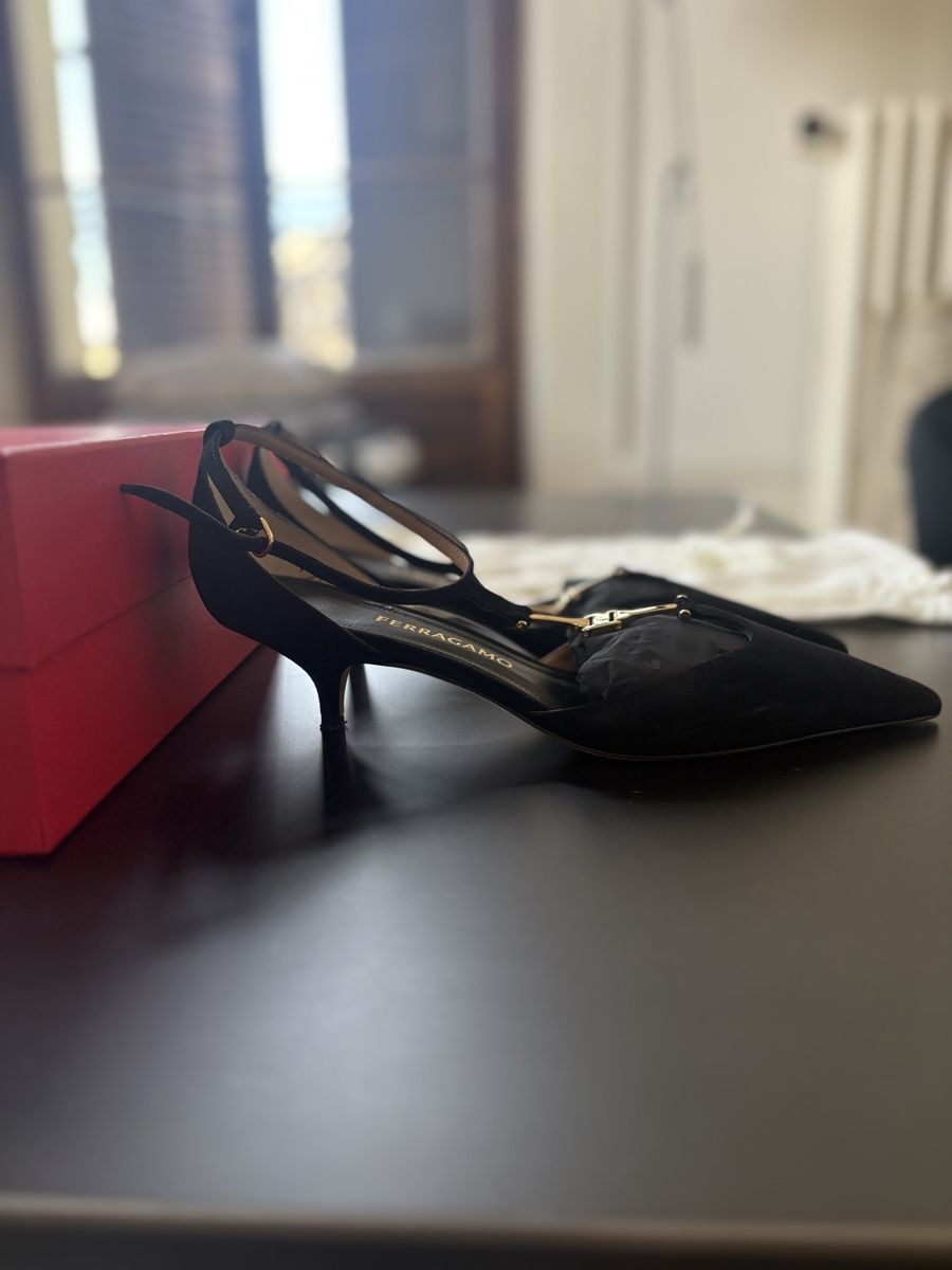 Salvatore Ferragamo Scarpe da donna: Ferragamo Pumps (4cm, 39.5) – Nuovo (secondo la descrizione) da Genève venduto da kir_ng95 1