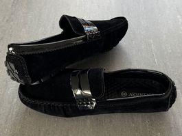 Loafer - elegante Mokassins - schwarz Lackoptik - 40 - NEU
