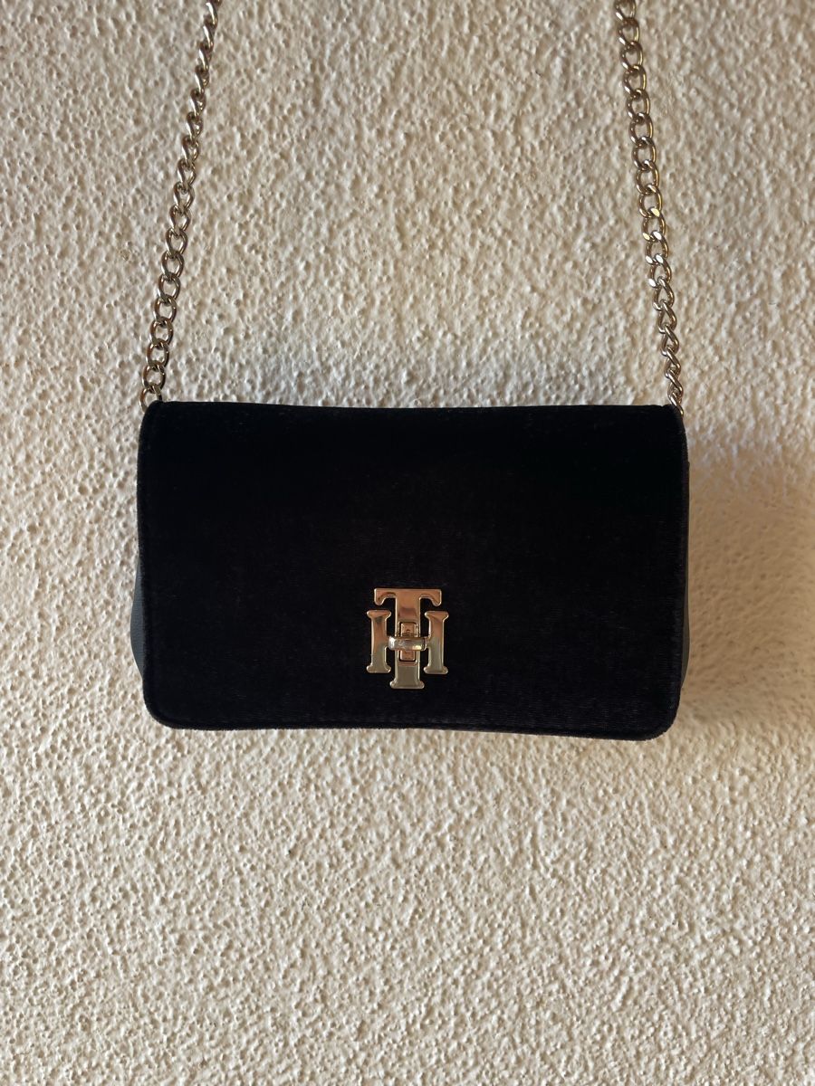 Tommy Hilfiger Borse da donna: Clutch von Tommy Hilfiger – Usato da Hausen am Albis venduto da Kleiderschrank.Elena 4