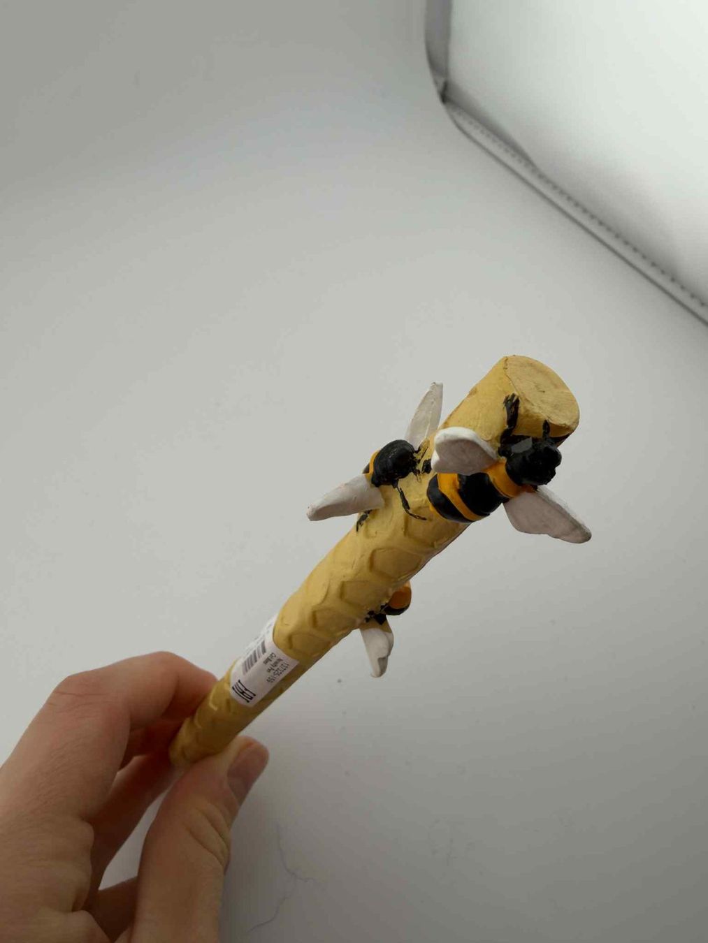 Spielzeuge: mit Bienendesign - Handgeschnitzt! ✅ – Neu und originalverpackt aus Riehen von edu_92w7