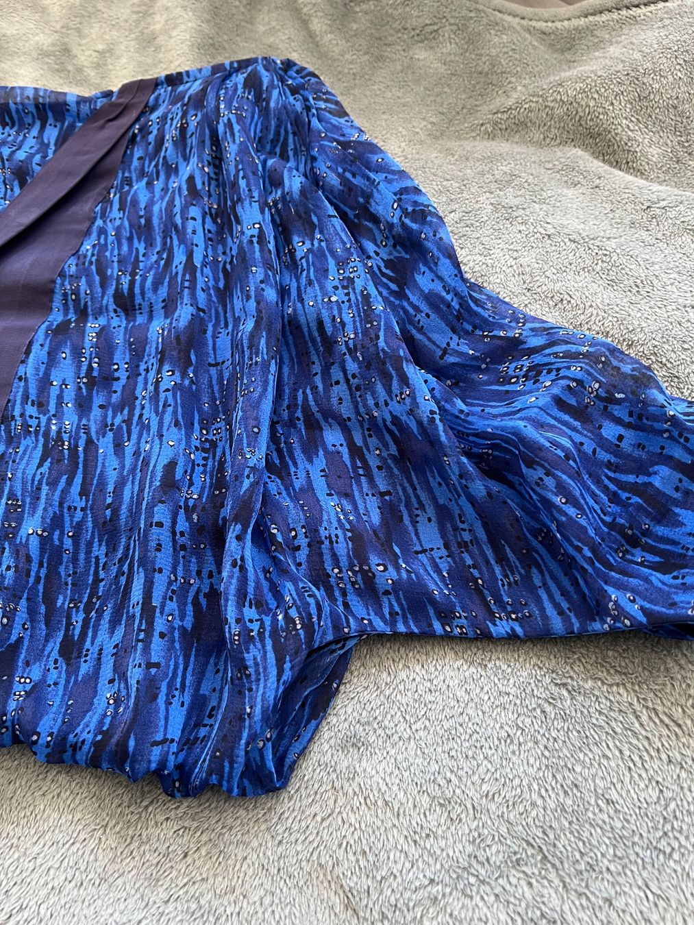 Vestiti: Madame Grès, robe en soie vintage, taille L – Usato da Genève venduto da alfalfa 1