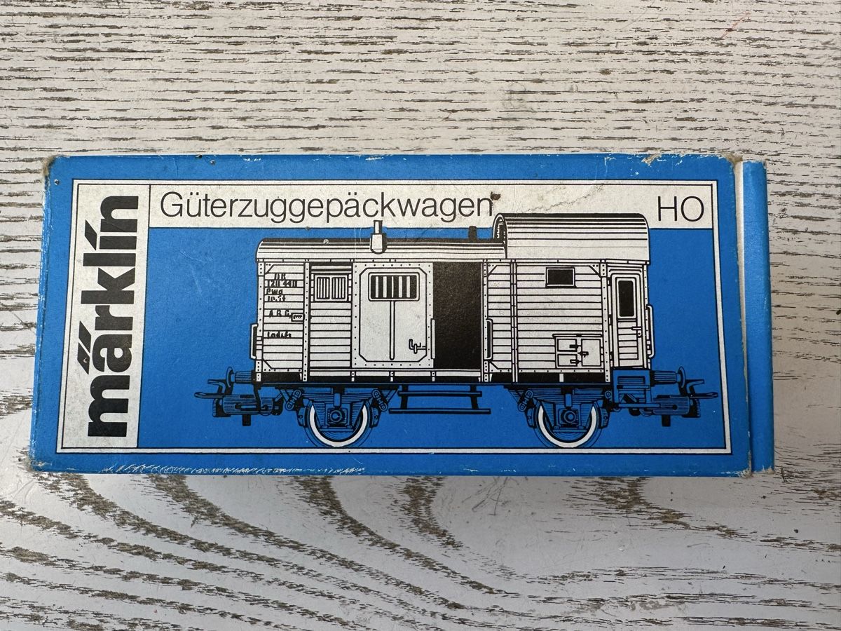 Märklin Modellini di ferrovie: Märklin 4699 DB Gepäckwagen – Usato da Lupsingen venduto da New-Haven 2