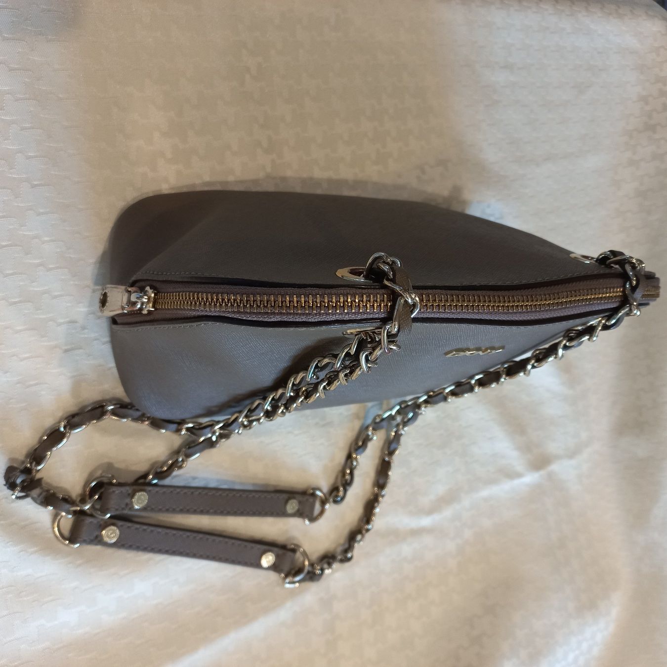 DKNY Sacs femmes: Sac à main DKNY – D'occasion à Dompierre FR par fat_xth5 3