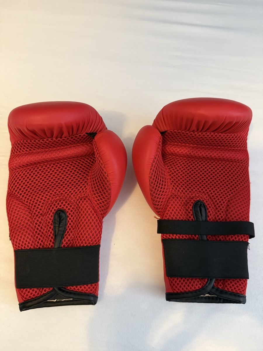 Boxsäcke: Boxsack + Handschuhe für Kinder – Gebraucht aus Bolligen von mel_c65c 4