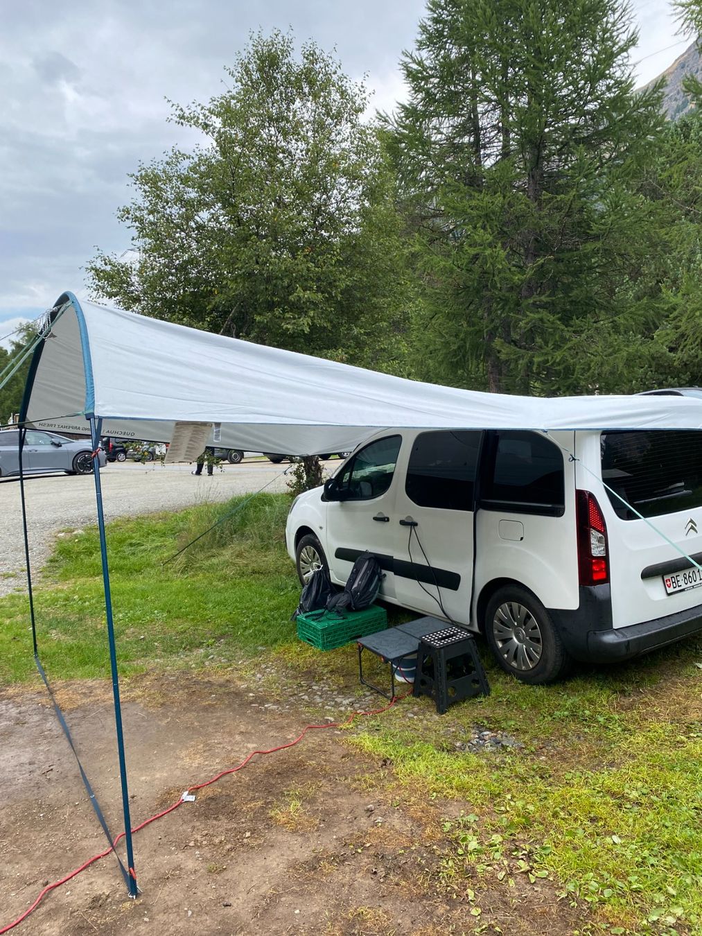 Citroën Automobili: Citroen Berlingo, 1.2i, Multispace / Minivan/ Minicamper – Usato da Matten b. Interl venduto da trulletrampel-1 1
