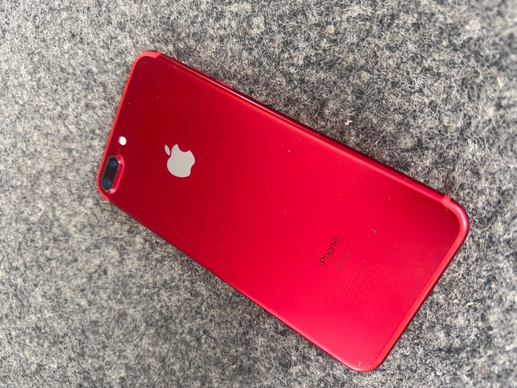 Apple Handys / Smartphones: Apple iPhone 7 Plus,  256GB, Rot - Inkl. Hülle  A1784 – Gebraucht aus Bubikon von Simbeli 1