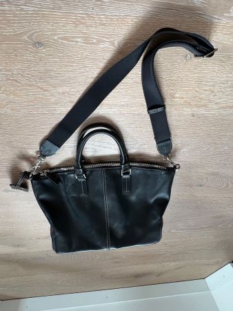 FURLA Hand/Schultertasche schwarz