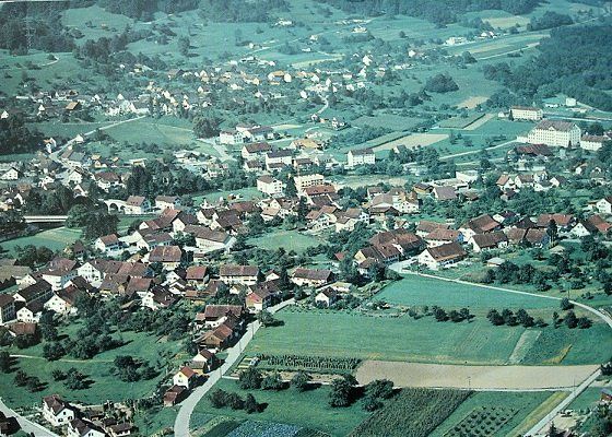 Cartoline postali: FREIENSTEIN ZH Flugaufnahme – Nuovo (secondo la descrizione) da Jona venduto da philajona