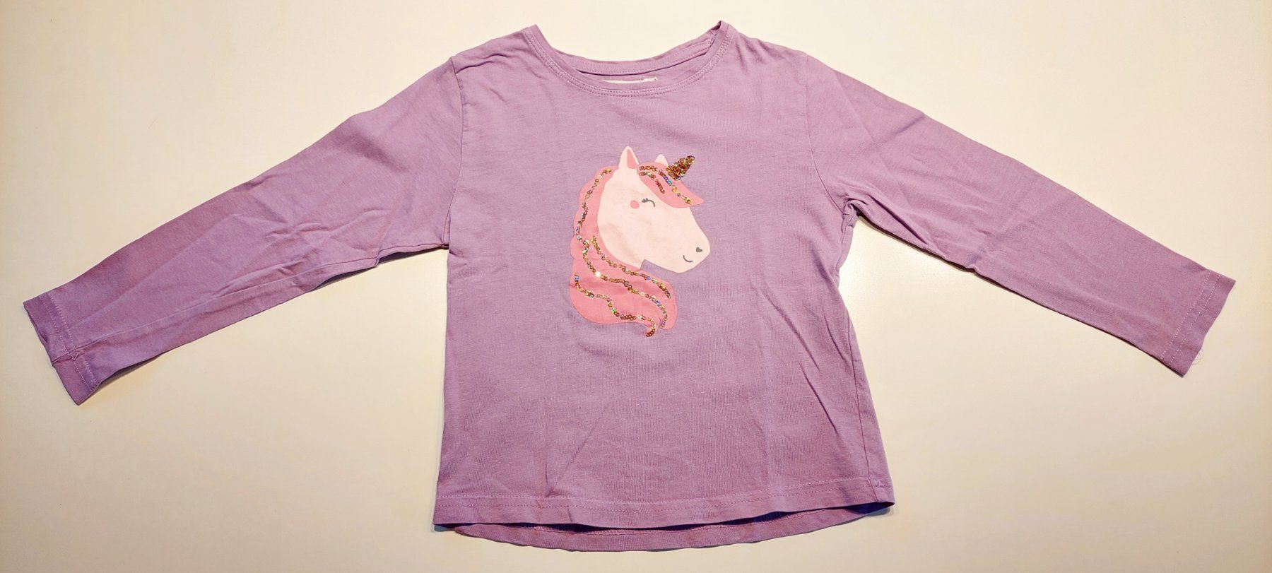 Next Blusen, T-Shirts & Tops: 2 STÜCK SWEATSHIRT | NEXT & SFERA  | Grösse 110 / 116 – Gebraucht aus Oberweningen von Feindesign 1