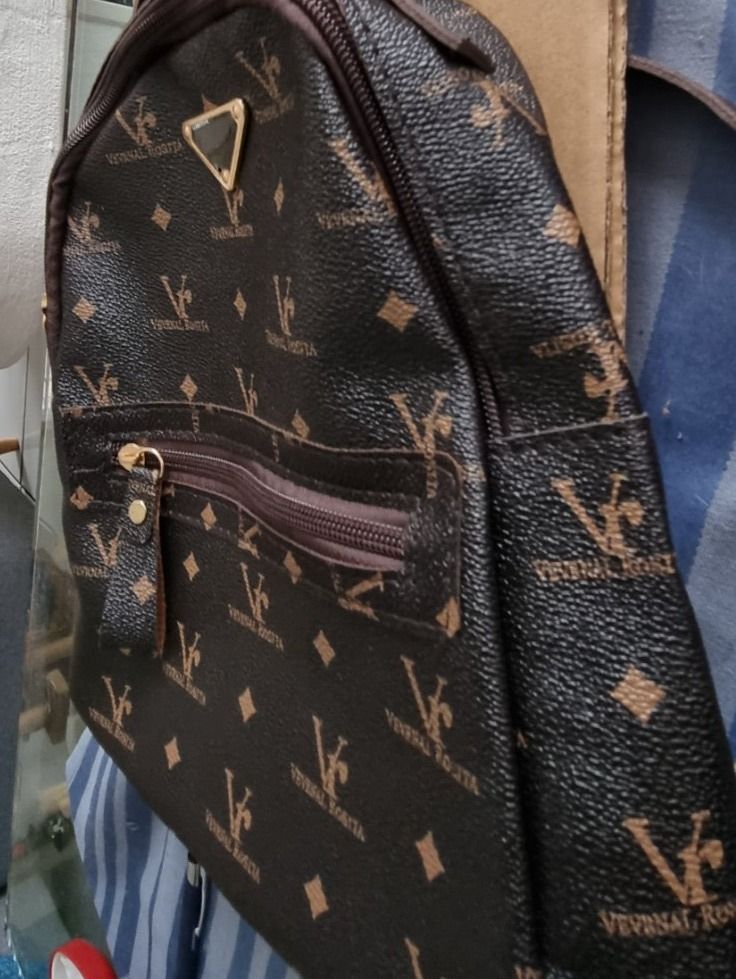 Borse da donna: Tasche, Rucksack neu – Nuovo e nell'imballaggio originale da Geroldswil venduto da Agapanthus22 1