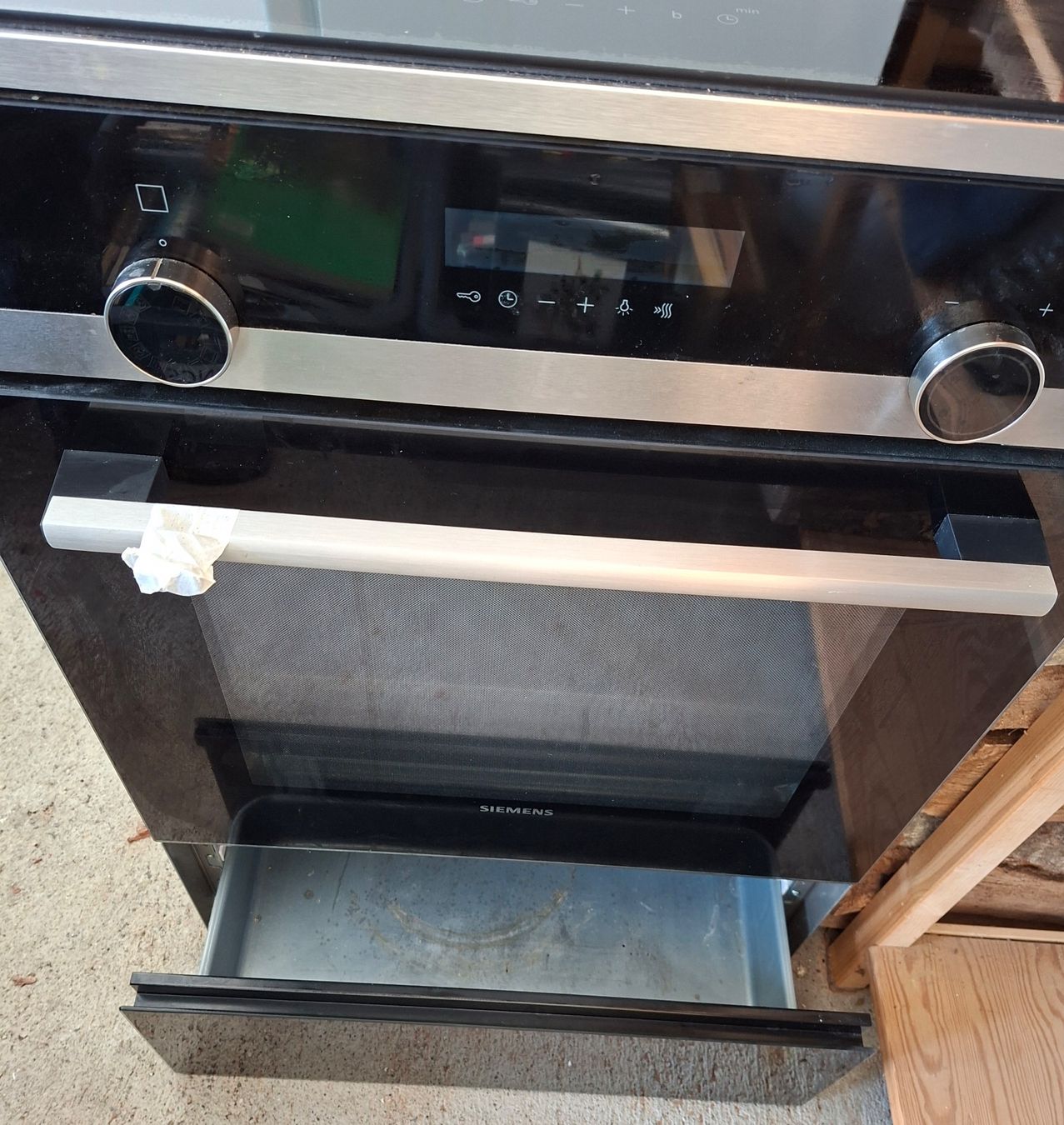 Siemens Herde: Cuisinière Siemens induction avec four à pyrolyse – Gebraucht aus Corsier GE von sev_bw9y 4