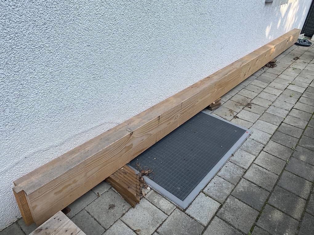 Articoli in legno: Holzbalken – Usato da Birmenstorf AG venduto da maegeZH
