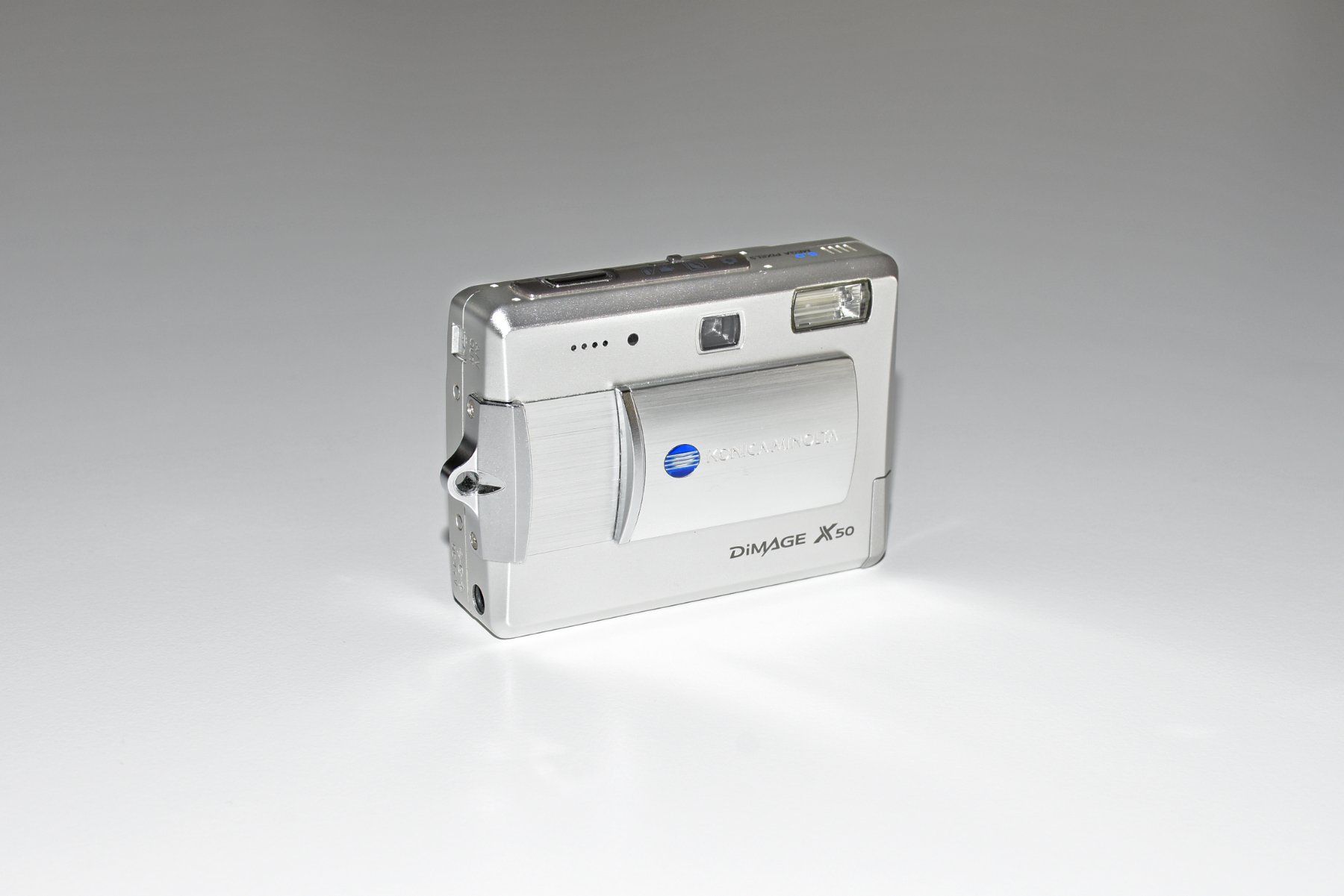 Minolta Fotocamera: Konica Minolta DiMAGE X50 5.0 MP Digitalkamera CCD Sensor – Usato da Dietikon venduto da ruvostar