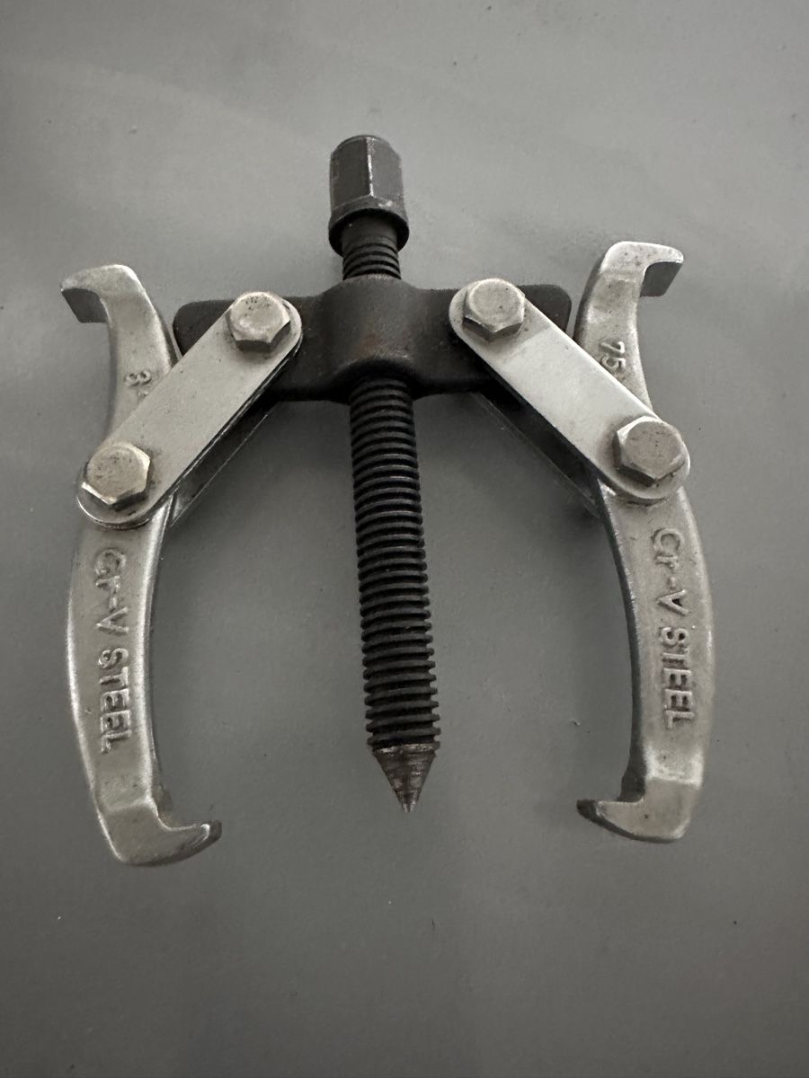 Alle Werkzeuge: Universal Abzieher 2 Armig  – Gebraucht aus Uerkheim von Crank99