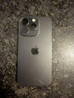 iPhone 15 pro - fonctionnel - bloqué iCloud pour pièces 
