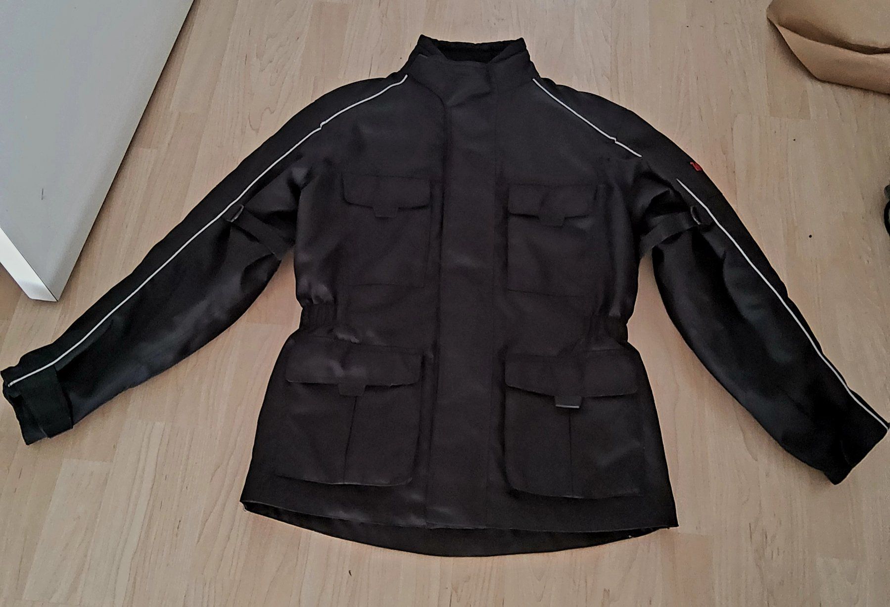 Rukka Jacken: Schwarze Rukka Moto Motorradjacke Gr. S — mit lnnenjacke – Gebraucht aus Diegten von ayla2009