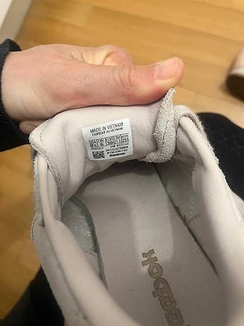 Reebok Damenschuhe: Reebok Classic Leather Sneakers Gr 39 – Gebraucht aus Zürich von Manu_Zuerich 3