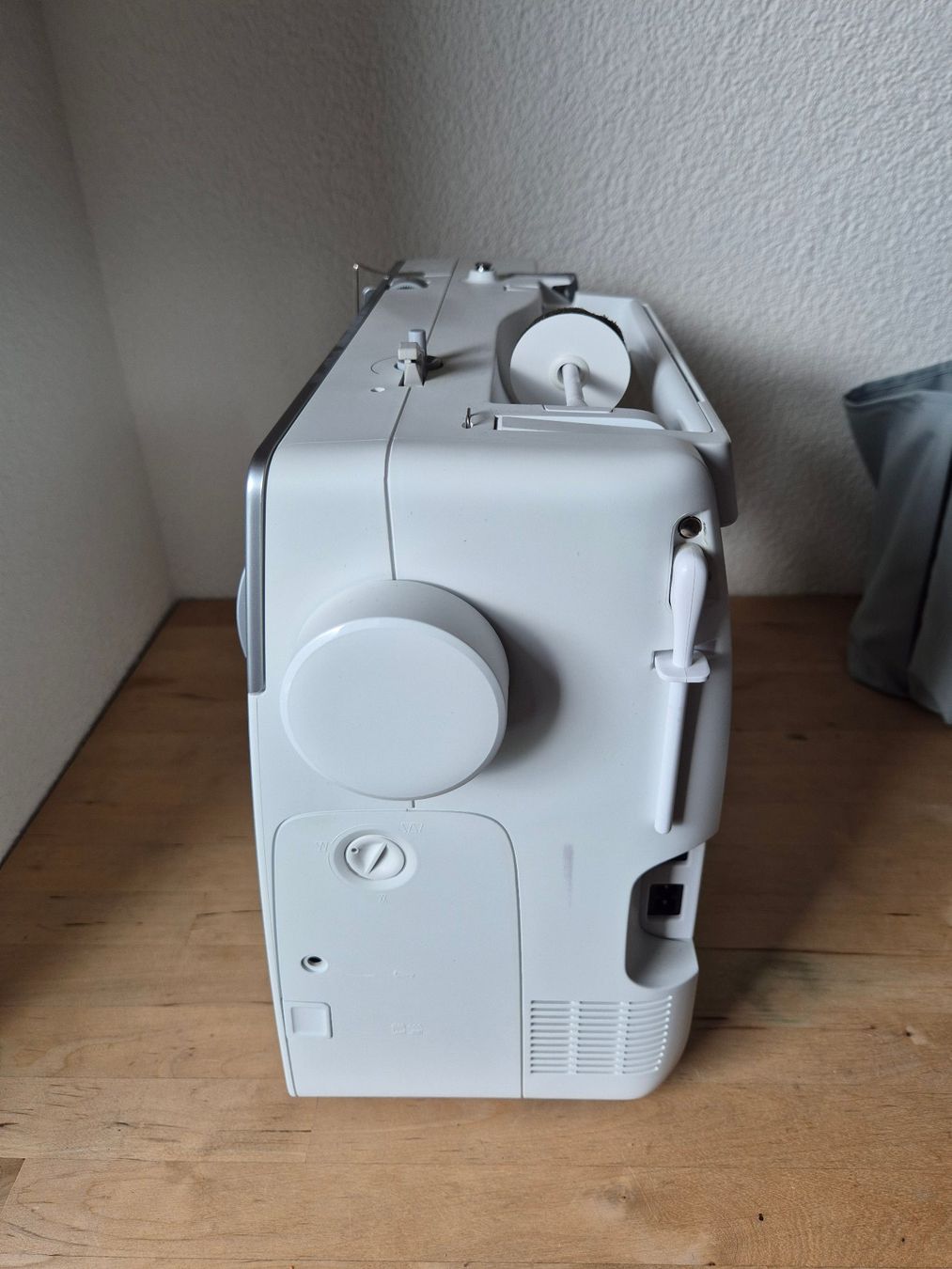 Bernina Macchine da cucire: Bernina Nähmaschine 330 – Nuovo (secondo la descrizione) da Schwyz venduto da froni69 3