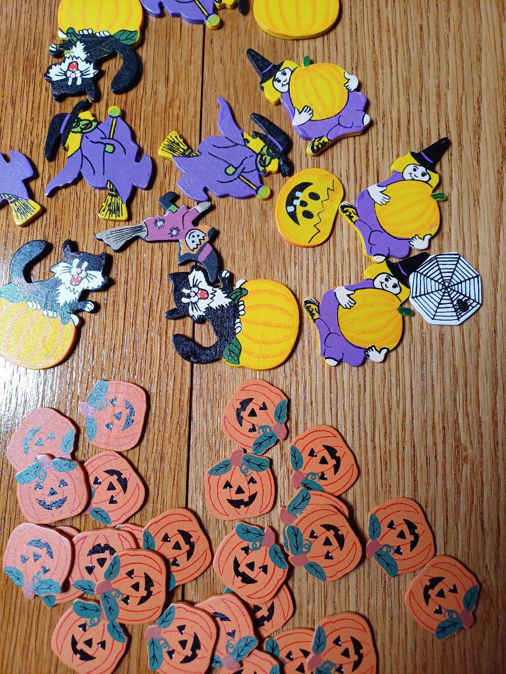 Alle Dekorationen: 39 Holzteile zu Halloween – Neu (gemäss Beschreibung) aus Gächliwil von lesidees 2
