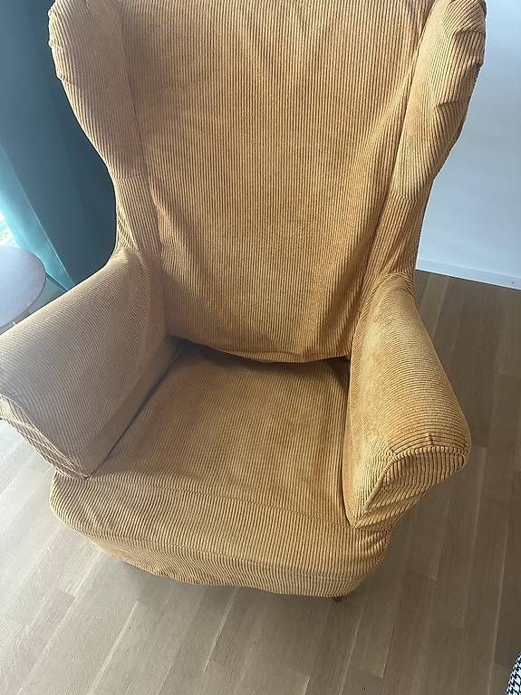 Ikea Poltrone: Bezug Ikea Strandmon Sessel Cord Senfgelb – Usato da Pratteln venduto da pet_7l7y 3
