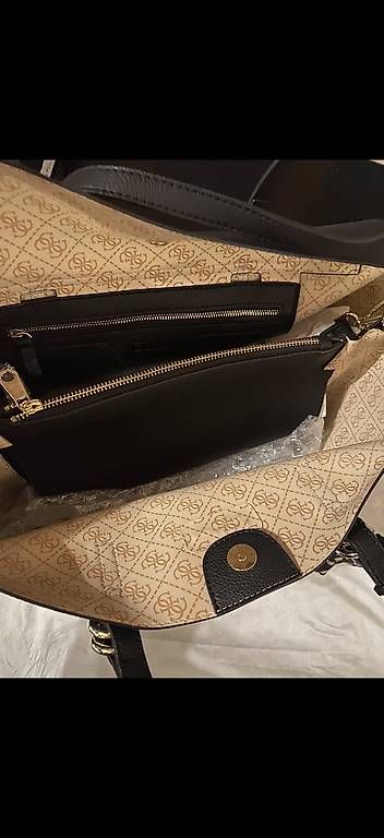 Guess Taschen für Damen: Guess Handtasche – Gebraucht aus Steffisburg von bellezza_unica 2