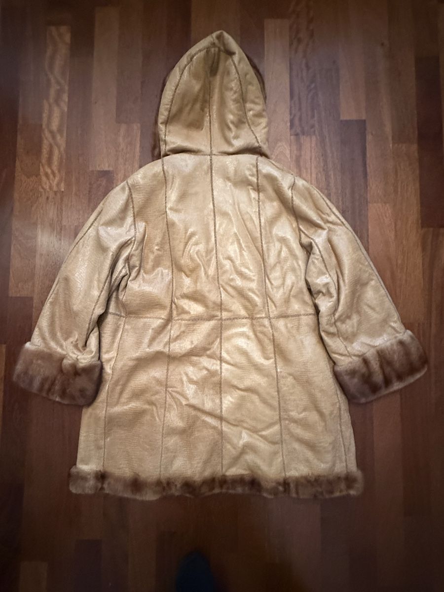 Cappotti: Luxe Manteau Vison Landi – Usato da Montreux venduto da kingfisherbeach 4