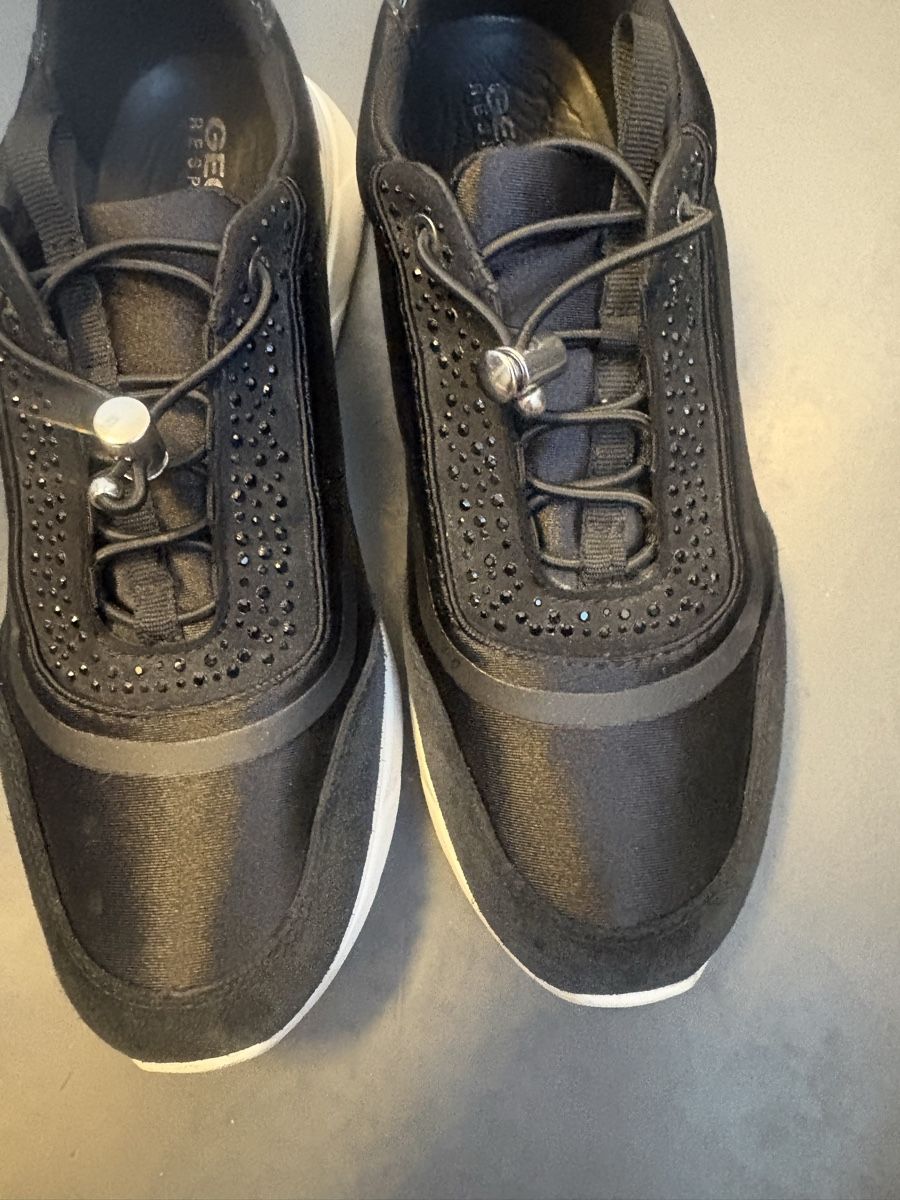 Geox Scarpe da donna: Geox Sneaker , NP 135 CHF 🌸 – Nuovo (secondo la descrizione) da Obbürgen venduto da bugi6868