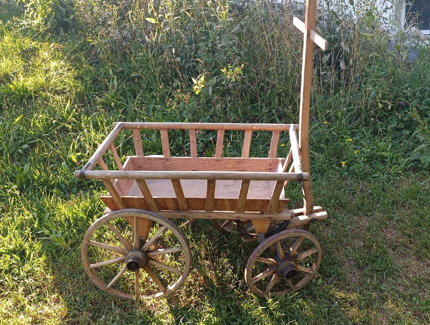 Remorques: Antiker Holz-Handwagen mit Speichenrädern – D'occasion à Münchwilen TG par siboli 2