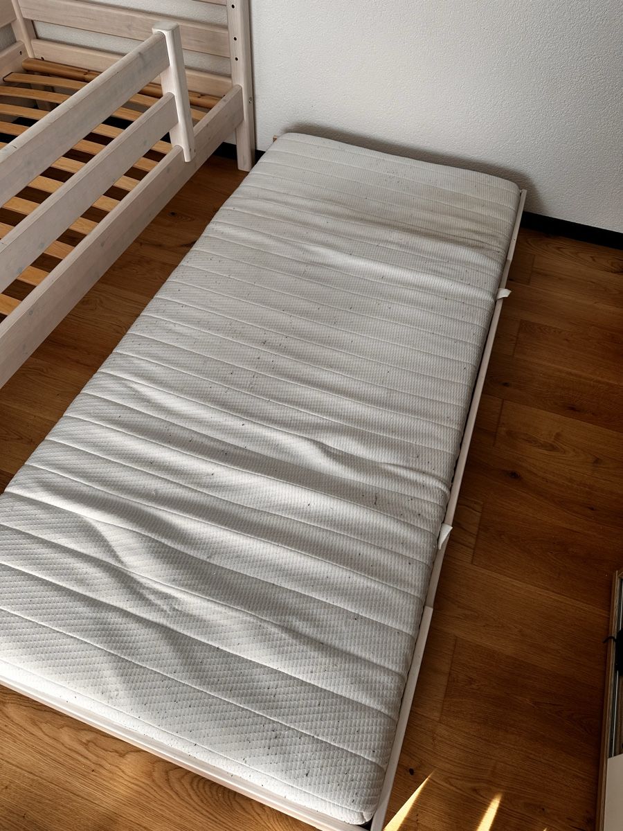 Letti: Flexa Kinderbett mit Rausfallschutz und Bettschublade – Usato da Bischofszell venduto da Frigo04 3