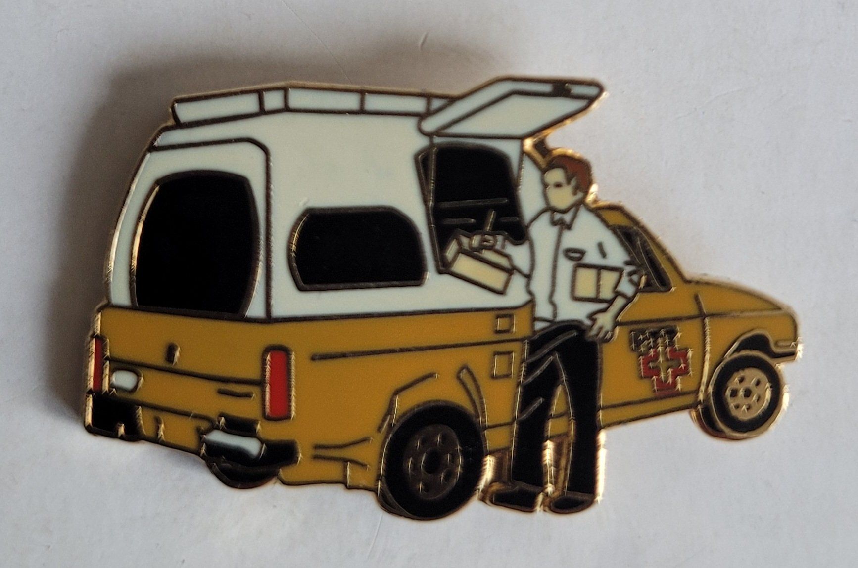 Plaketten & Abzeichen: Pin PTT Post Briefträger mit Auto – Gebraucht aus Rorschach von gloeggli1980