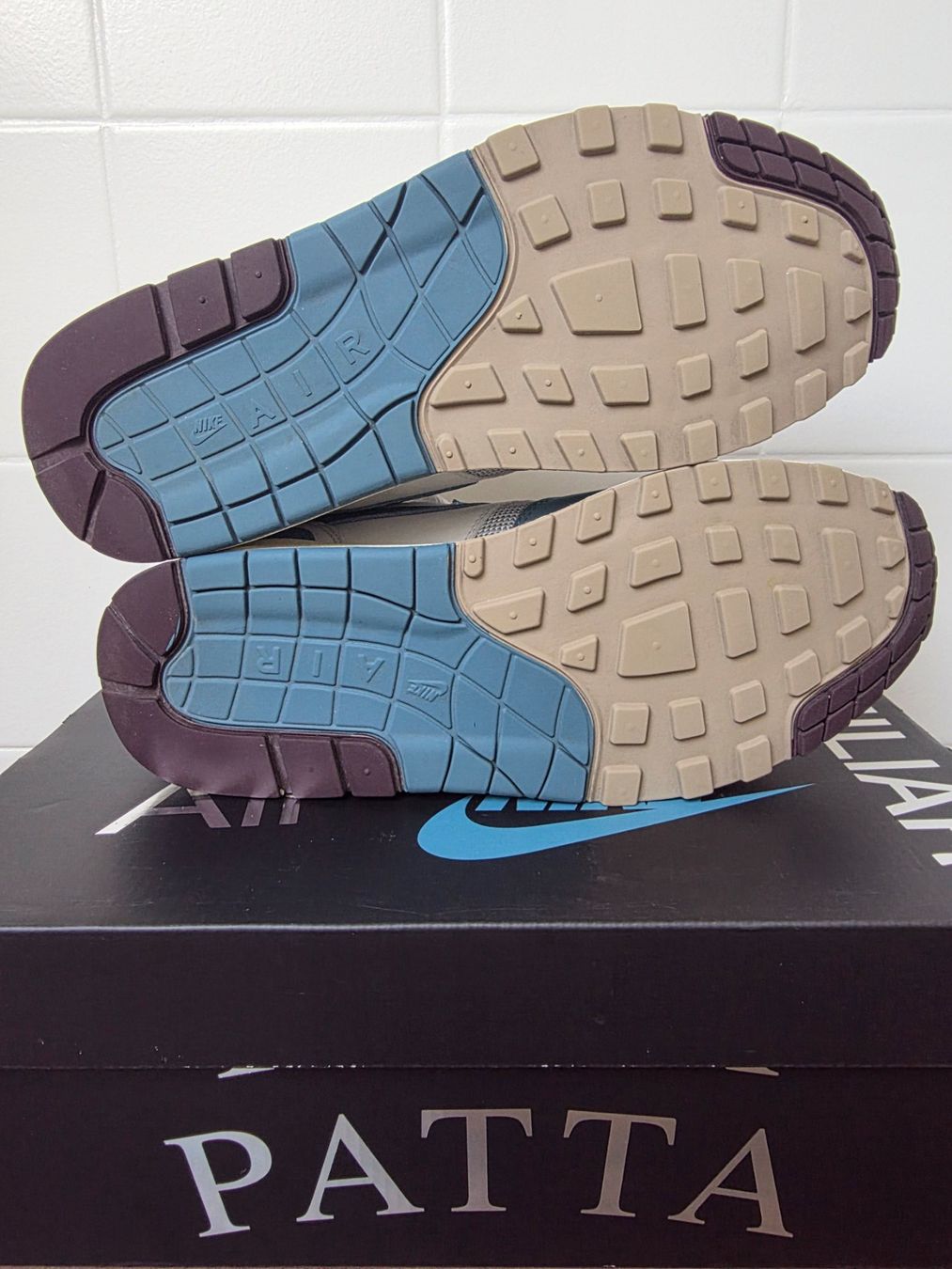 Nike Chaussures hommes: Nike Air Max 1 Patta – Neuf (Voir description) à Fleurier par dav_xx8y 5