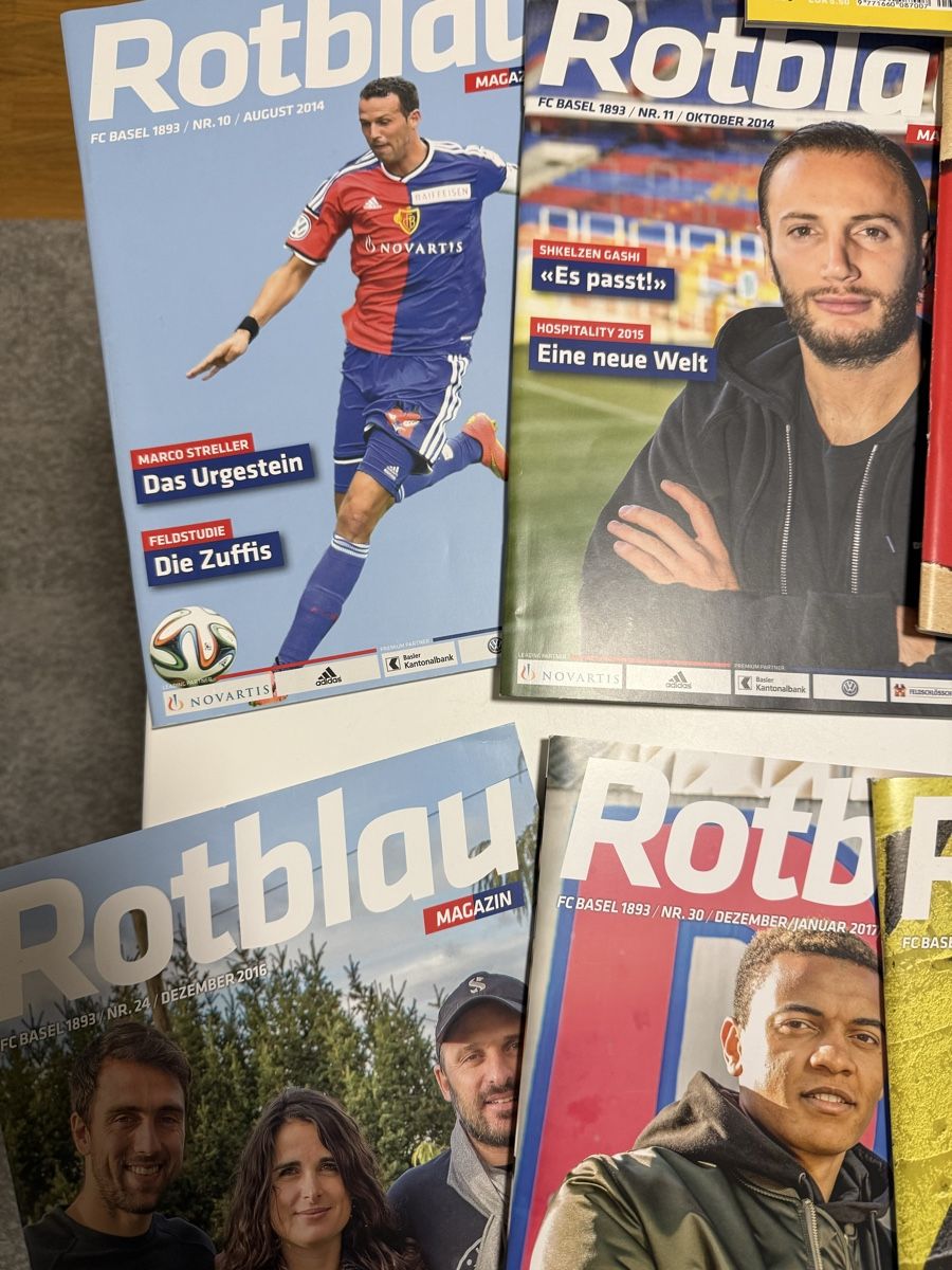 Revues & Magazines: FC Basel Hefte  – D'occasion à Basel par momo.st 1