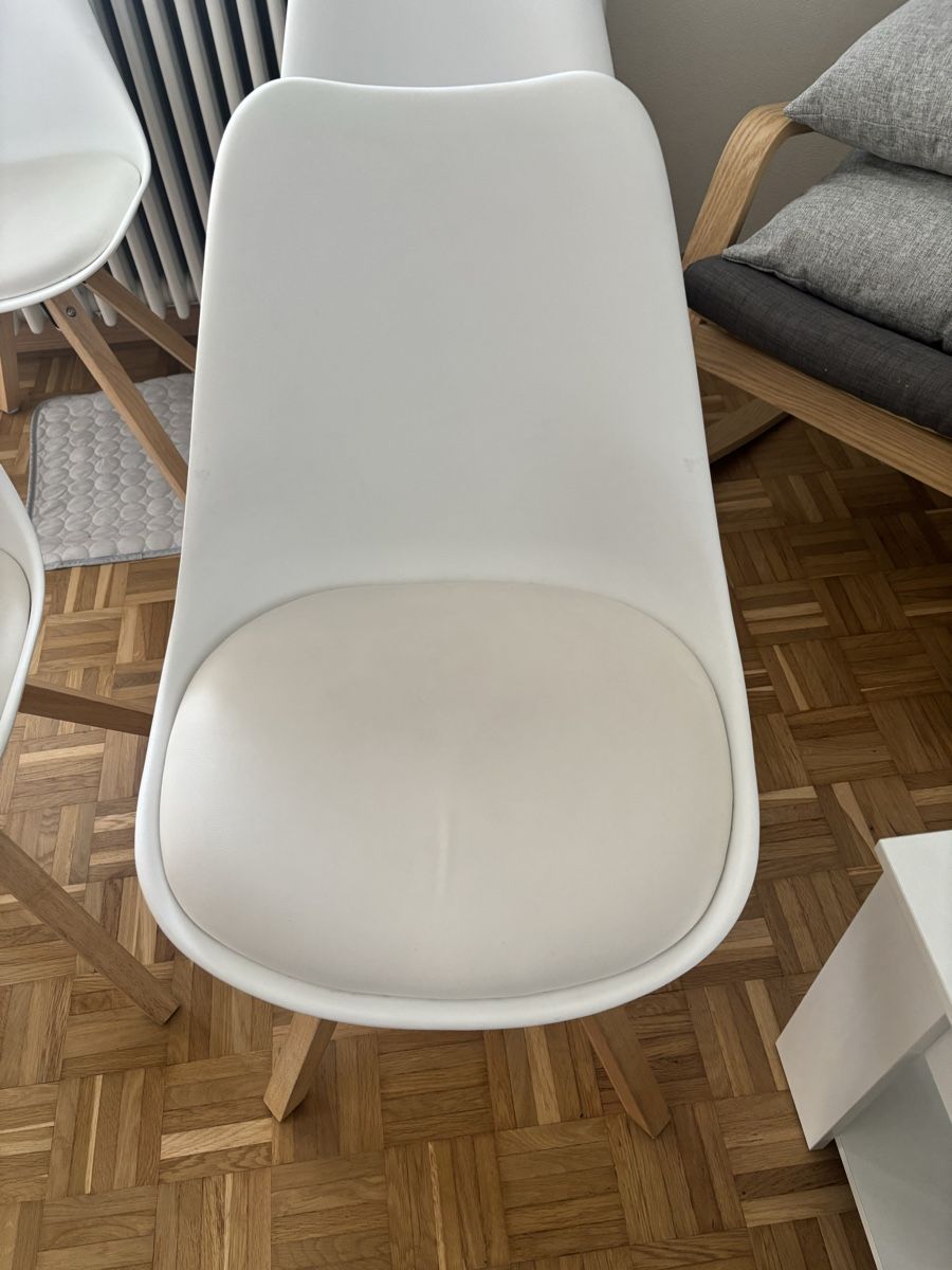 Chaises: Esszimmerstühle 4er Set weiss – D'occasion à Kollbrunn par ine_jxc6 1