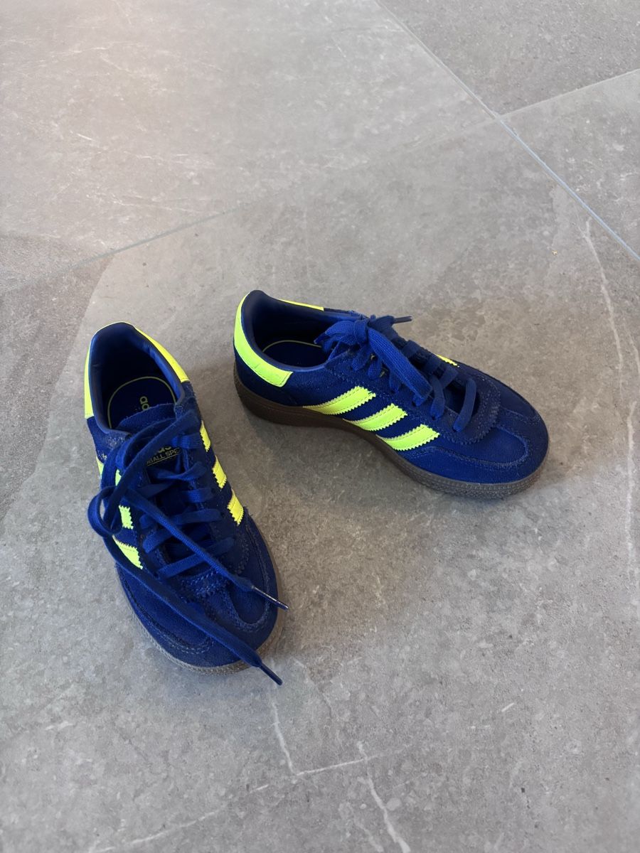 Adidas Scarpe per ragazzi: Adidas Spezial Grösse 28 – Usato da Flims Dorf venduto da maria1988